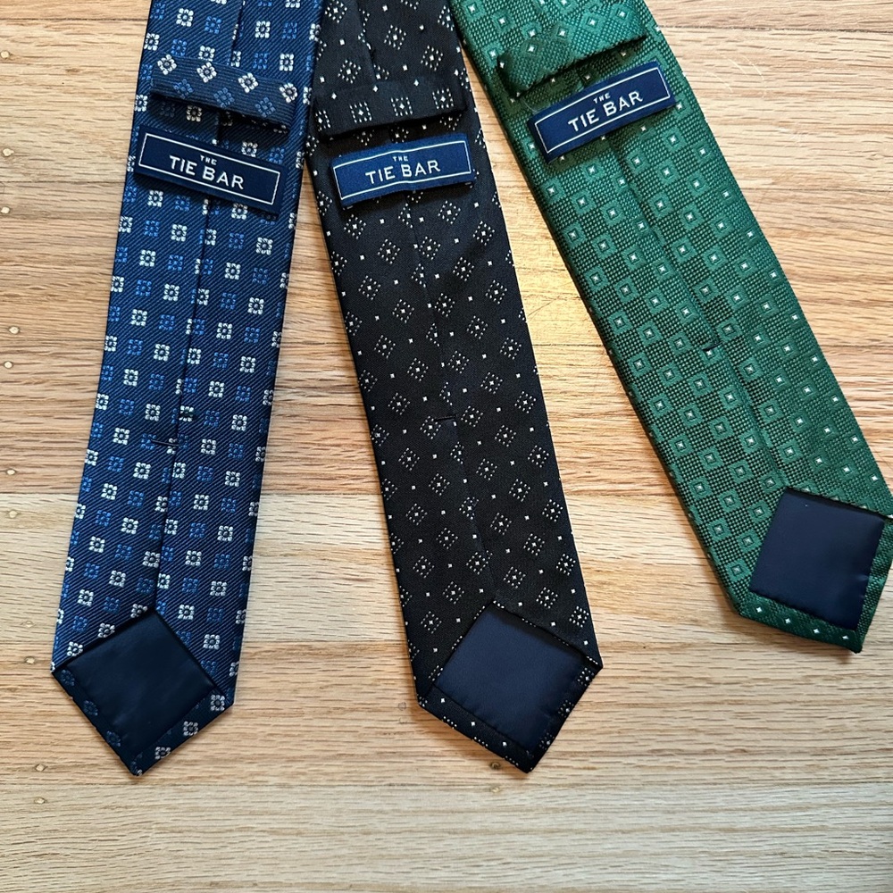 The Tie Bar Tie Set - 100% silk Blue, Black, and Green medallion geometric